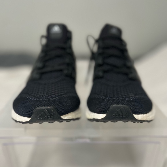 Brand new Adidas Ultraboost sneakers Men size 11 - Picture 8 of 8